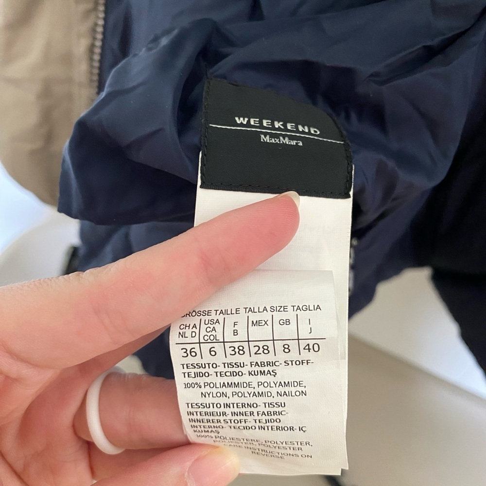 WEEKEND MAX MARA Beige Down Zip Up Puffer Jacket / Coat with Tie Women’s Size 6 - Picture 11 of 12